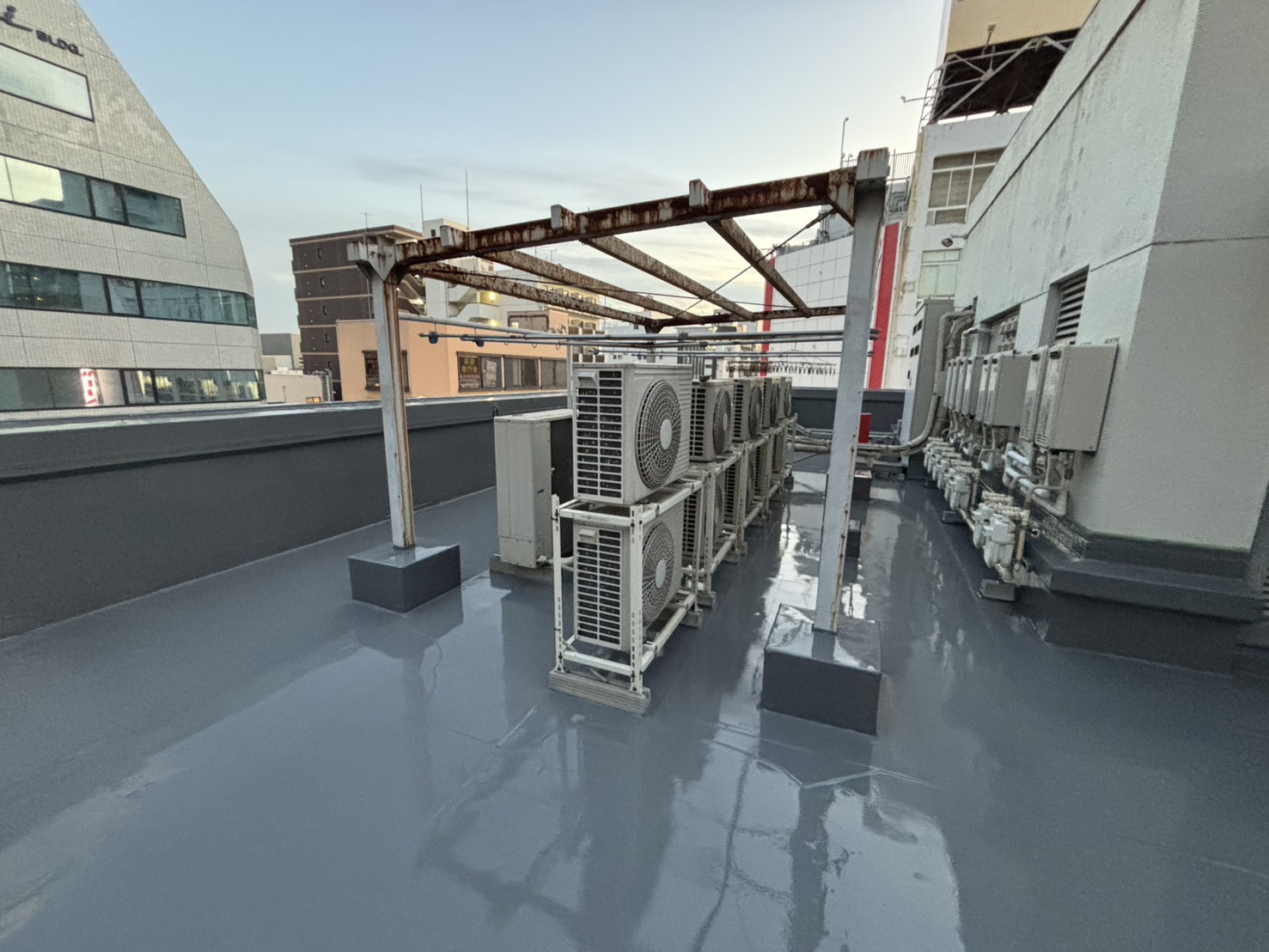 本八幡駅前ビル 屋上防水工事_before  after