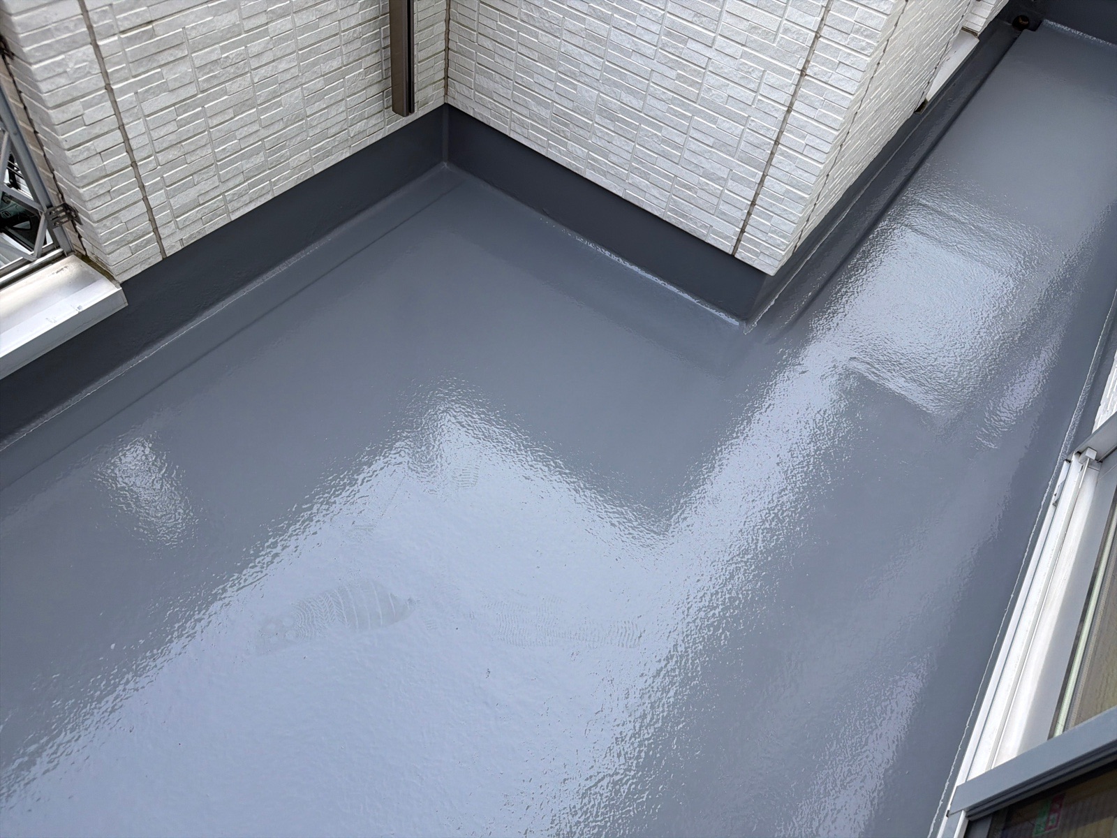 松戸市O様邸 ベランダ防水工事_before after
